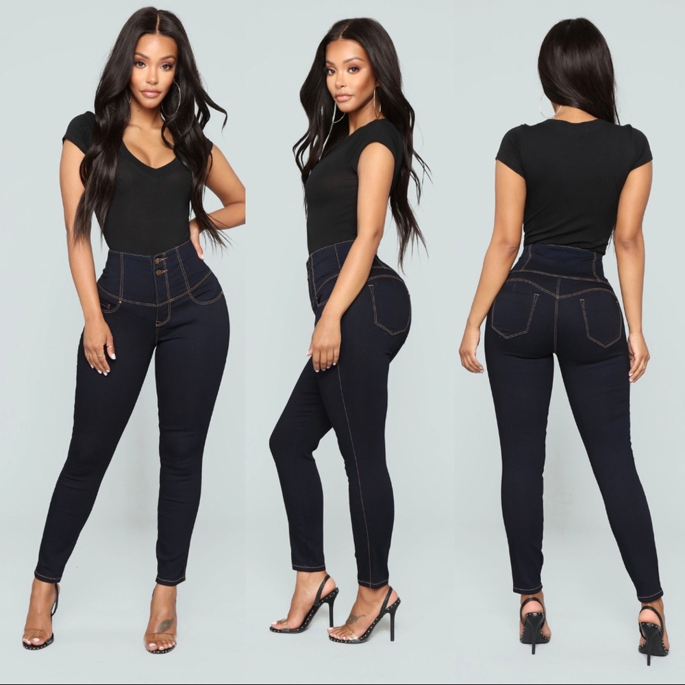 Miranda Waist Sculpting Jeans - Dark Denim
Size: 0